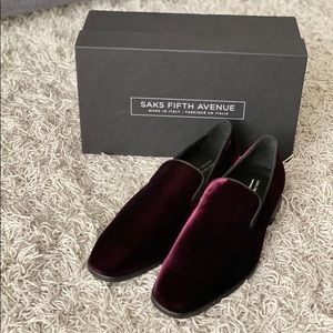 BRAND NEW Saks Fifth Ave Suede Shoes